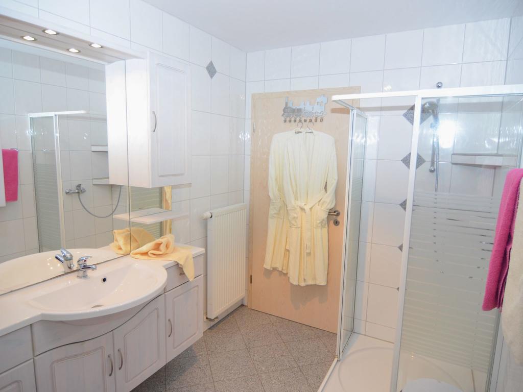 Holiday Flat With Swimming Pool In Prackenbach 菲希塔赫 外观 照片